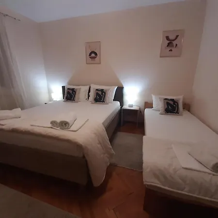 Haus M&l Apartment Zajecar