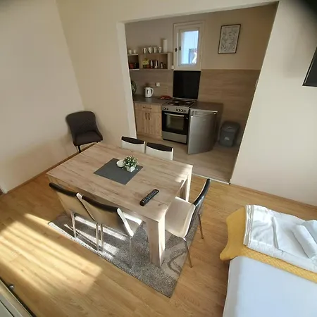 Haus M&l Apartment Zajecar